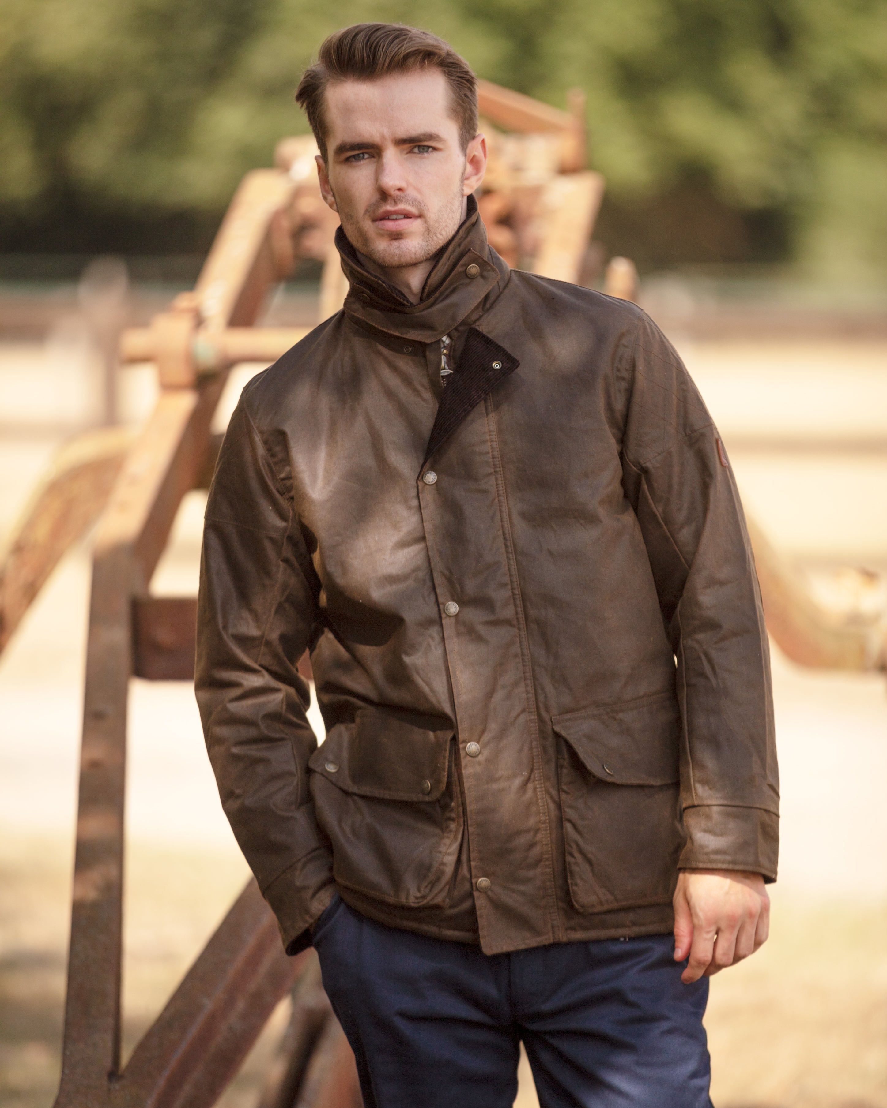 W212 - Men's Chelsea Padded Wax Antique Coat - CARAMEL - Oxford Blue