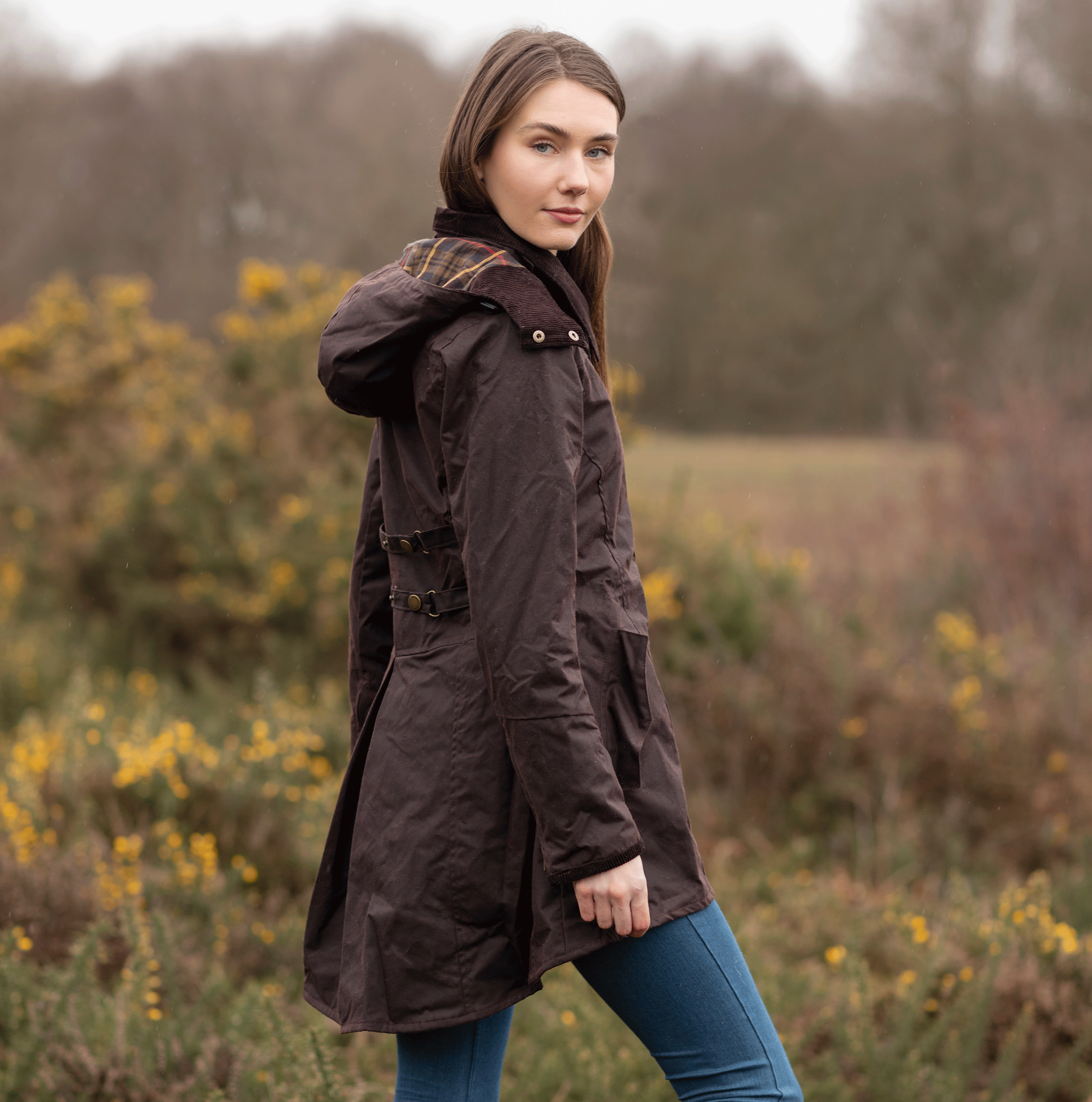 W02 - Women's Olivia Waxed Jacket - BROWN - Oxford Blue