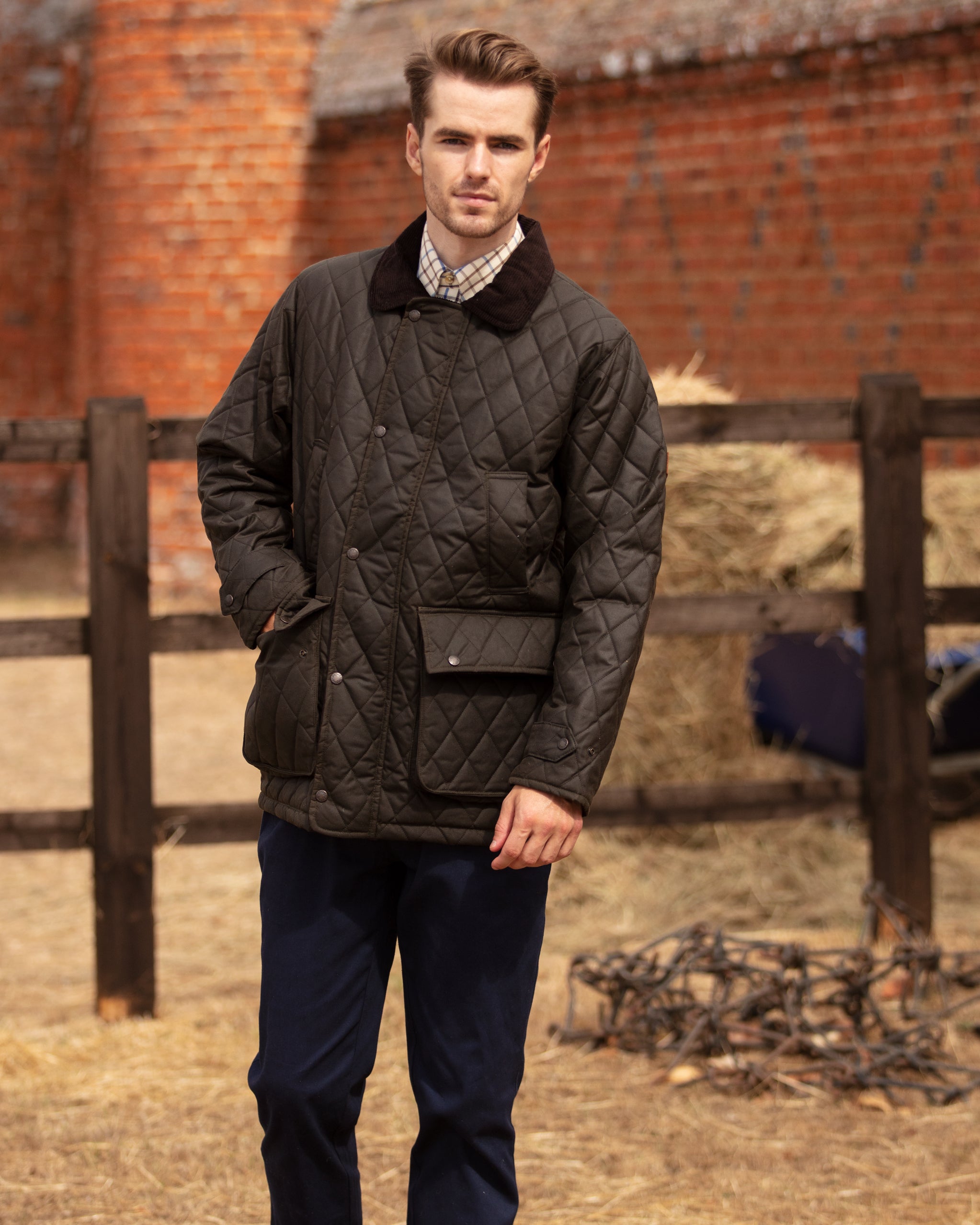 W27 - Men's Aarhus Quilted Wax Coat - DARK OLIVE - Oxford Blue